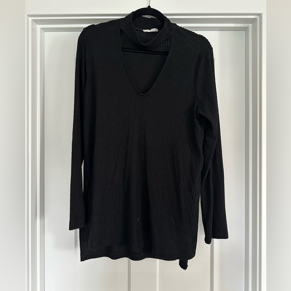 Black Long Sleeve Top with Keyhole Cutout